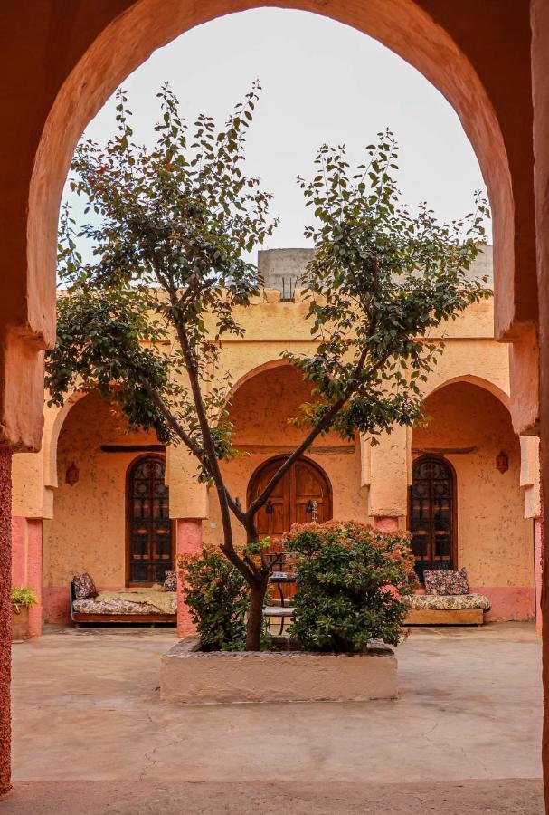 Riad Diwane Ouirgane Luaran gambar