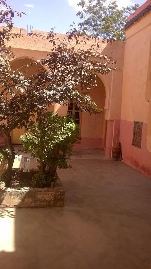 Riad Diwane Ouirgane Luaran gambar