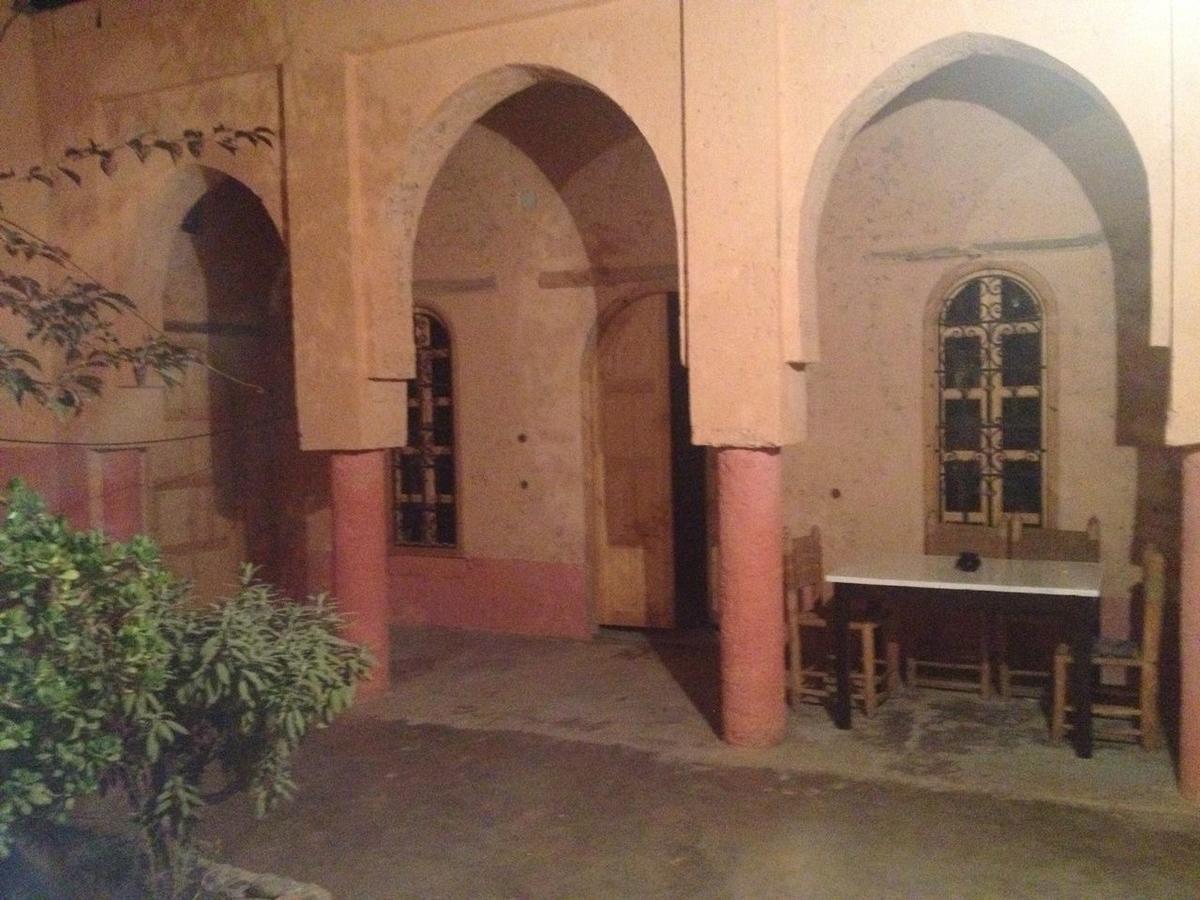 Riad Diwane Ouirgane Luaran gambar